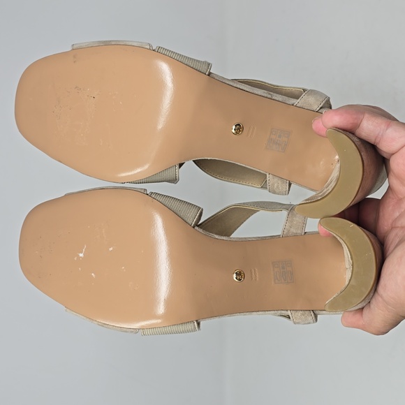 Pelle Moda Nolyn Strapy Block Sandals Taupe Color Size 10M - Picture 5 of 7